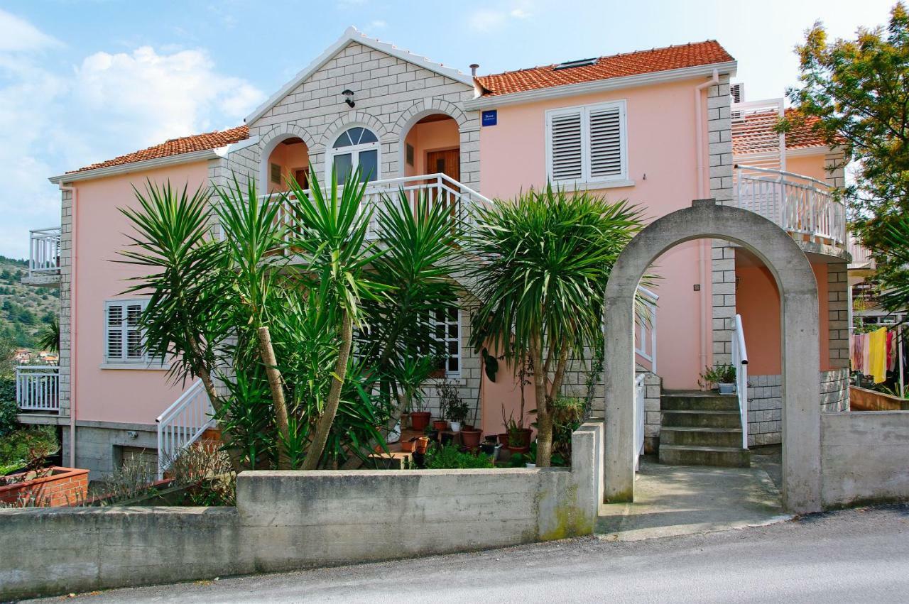 Apartments Julija Vela Luka Exterior photo